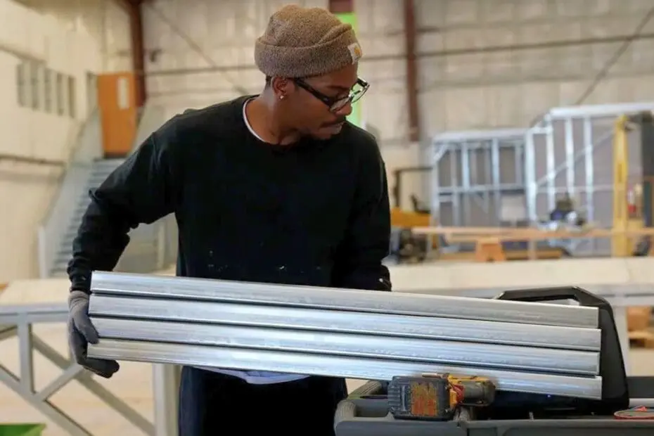 B&T worker putting together a steel frame